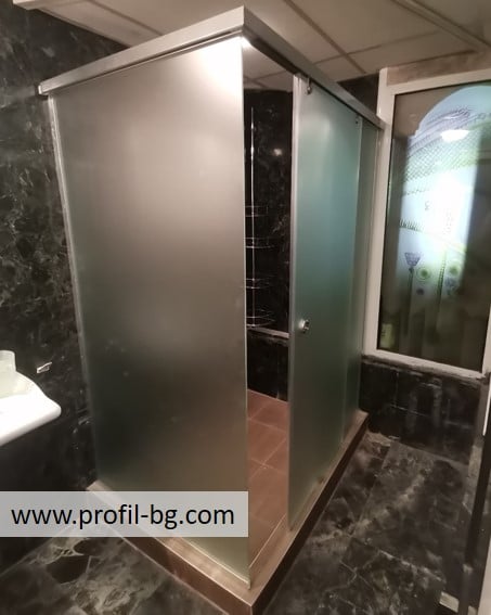 Glass shower cabin and glass shower enclosure 71